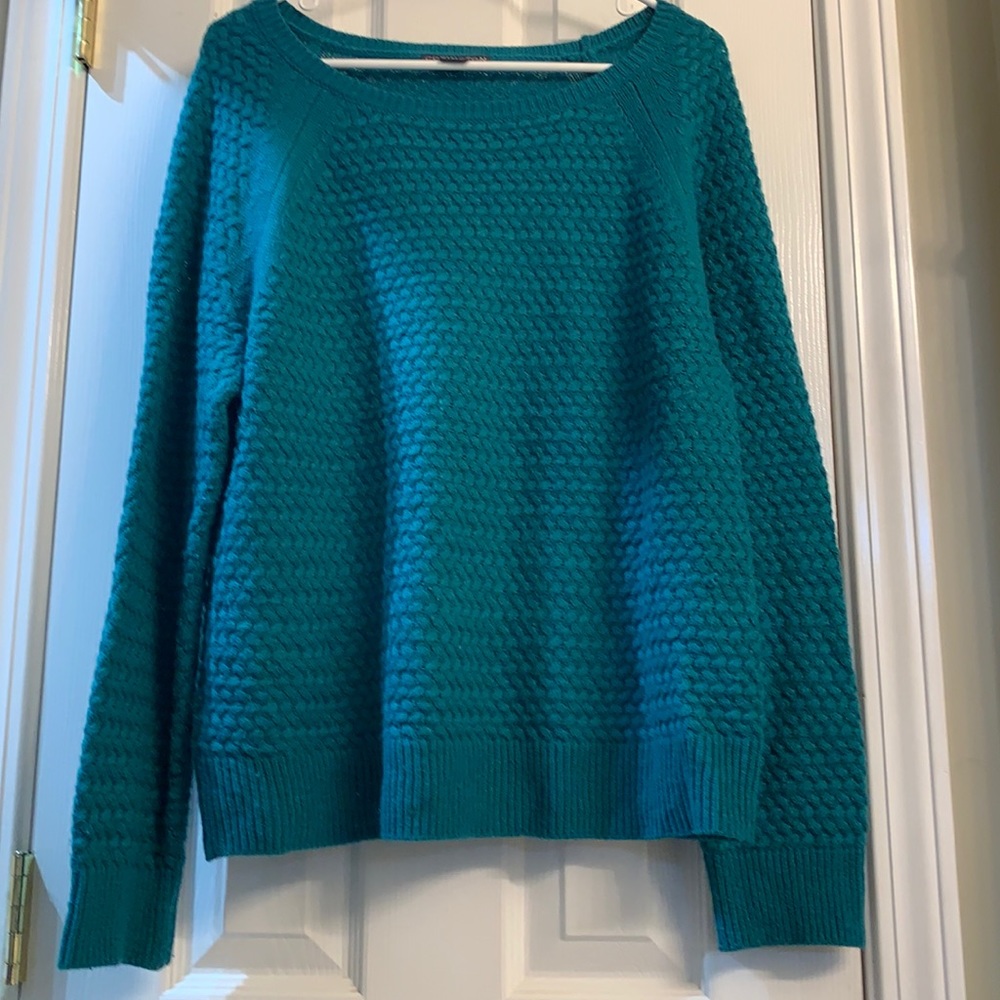 Women’s sweater